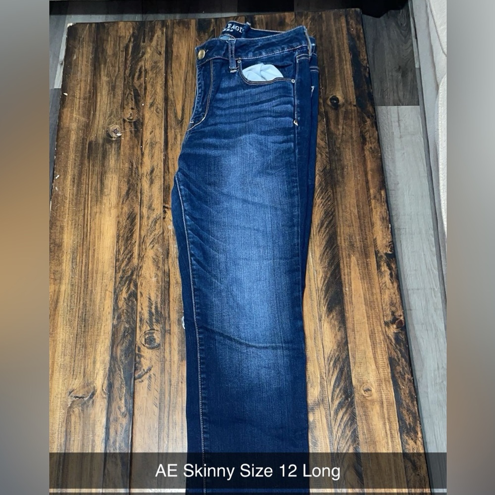 American Eagle Skinny Jeans